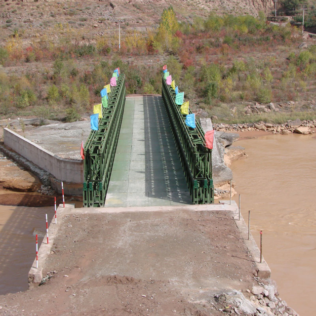 Ponte Bailey (HD-321,51m de comprimento, TDR) para o primeiro grupo de engenharia da China Railway, condado de Xunhua, cidade de Xining, província de Qinghai