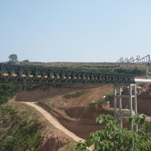 Ponte Bailey com o vão mais longo da China (CB-200, 67.056 m, vão único, DSR) no condado de Feng Xiang, província de Shaanxi