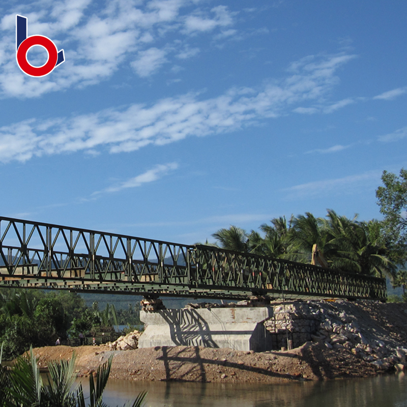 Ponte provisória de aço com design modular