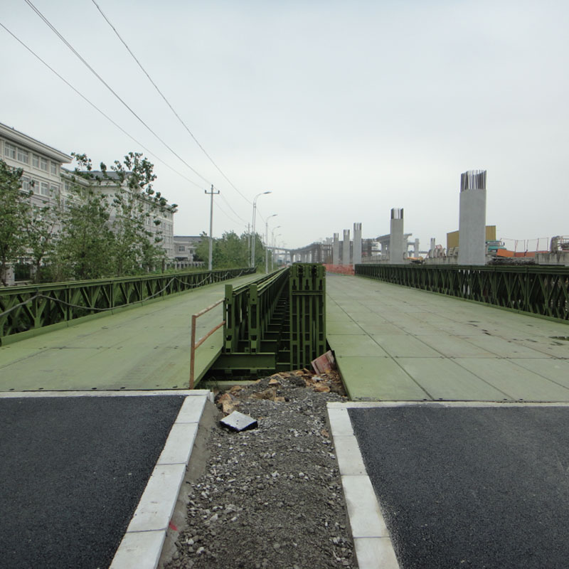 Montagem estrutural de ponte treli&ccedil;ada e processo de constru&ccedil;&atilde;o pesada