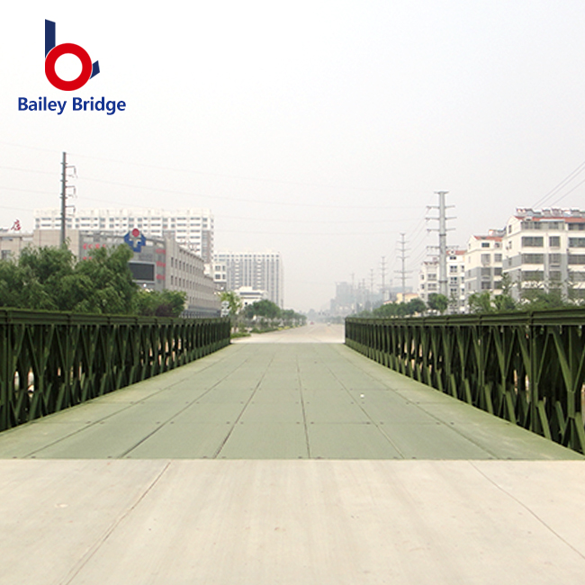 Instala&ccedil;&atilde;o do Compact 321 Bailey Bridge em zona de recupera&ccedil;&atilde;o de emerg&ecirc;ncia